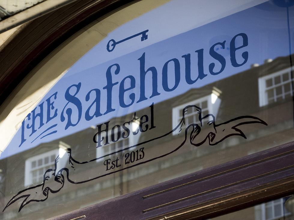 The Safehouse Hostel Cardiff Ngoại thất bức ảnh