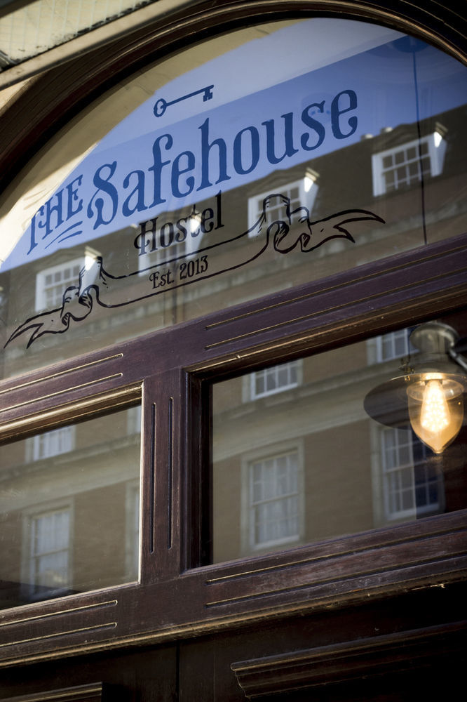 The Safehouse Hostel Cardiff Ngoại thất bức ảnh